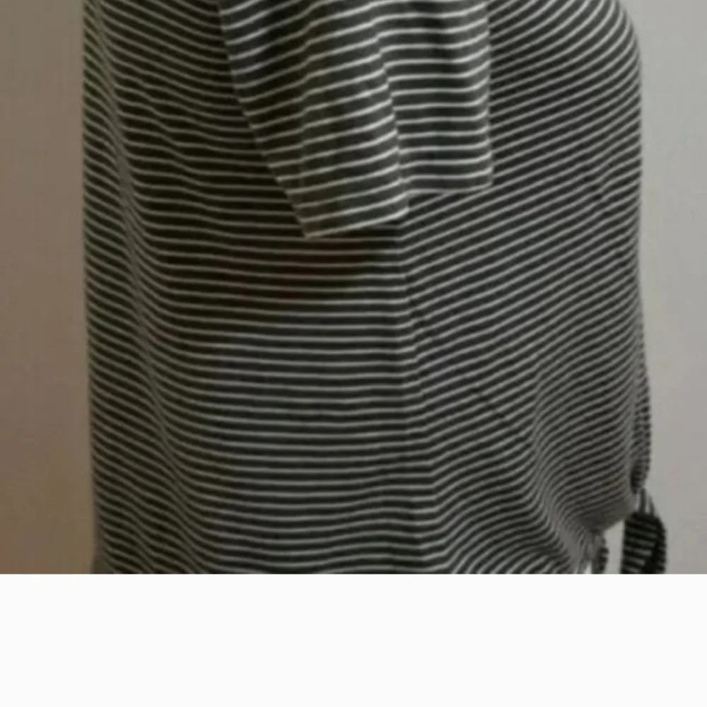 J. Crew Tee Shirt Green Stripe Short Sleeve Crewneck Tie Knot size XS